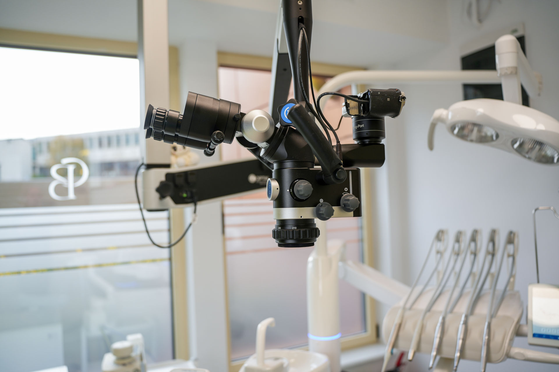 Echipamente dentare de ultimă generație